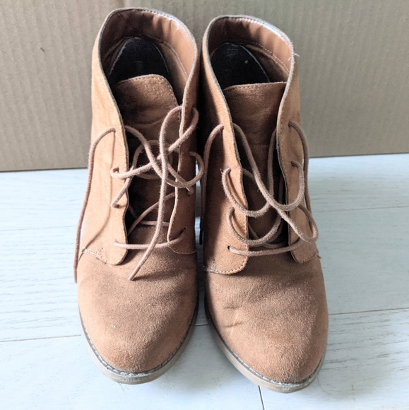 Suede boots - Picture 3 of 6